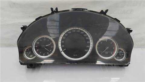 Cuadro de Instrumentos Mercedes Clase E 180 VERSION INDEFINIDA