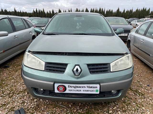 Foto 2ª: Paragolpes Delantero Renault Megane 1.5 DCI 100cv [K9K] (2004)