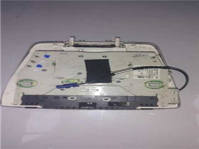 Foto 3ª: Luz Interior Mercedes Clase E 180 VERSION INDEFINIDA