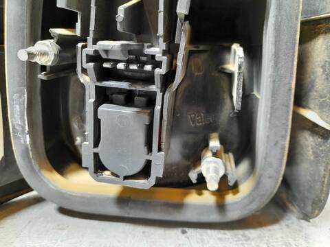Foto 4ª: Piloto Trasero Derecho Renault Laguna 1.6 16V RT 107CV 79KW [K4M] (1999)