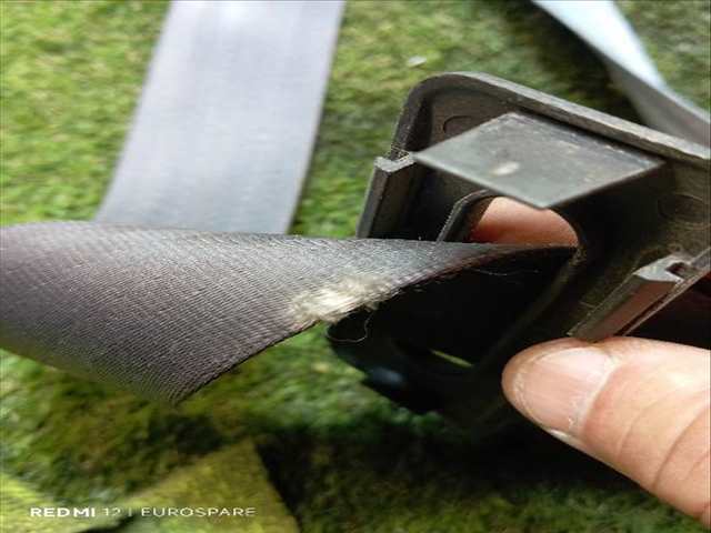 Foto 3ª: Cinturón Trasero Derecho Jeep Cherokee 2.5 TD 3P [VM52] (2001)