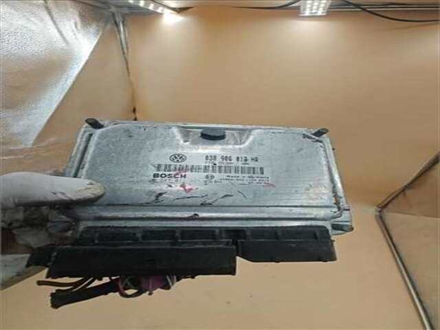 Centralita Motor ECU Skoda Fabia 1.2 YOUNG LINE [1.2 LTR. - 47 KW 12V]
