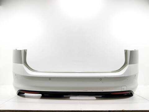 Paragolpes Trasero Volkswagen Golf ADVANCE BMT 150CV