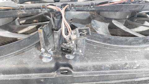 Foto 2ª: Electroventilador Volkswagen Transporter COMBI 88CV 65KW FURGONETA [AJT] (2001)