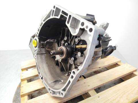 Foto 3ª: Caja Cambios Renault Megane 1.2 TCE BZ2B BZ11) HATCHBACK 116CV 85KW III HATCHBACK BZ0/1_ B3_) [H5F400] (2014)