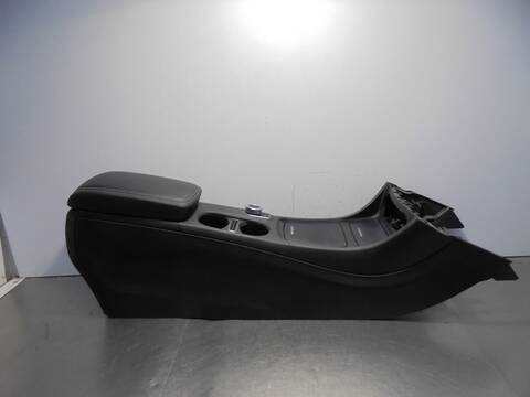 Consola Central Mercedes Clase C 160 CLA 220 CDI 117.303) 177CV 130KW