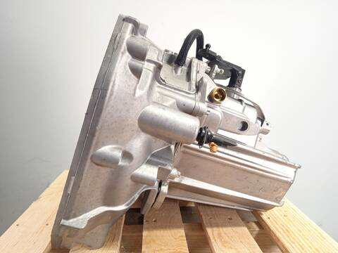 Foto 2ª: Caja Cambios Dacia Sandero 1.0 TCE 90 91CV 67KW (2022)