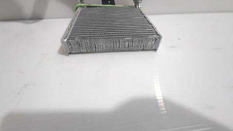 Foto 3ª: Radiador Calefaccion A.A. Volkswagen T-Cross 1.0 TSI 110CV [DLAA] (2018)