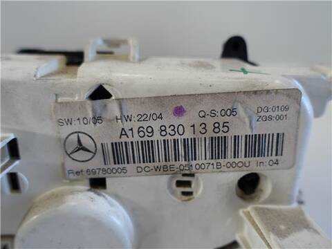 Foto 3ª: Mando Climatizador Mercedes Clase B 150 2.0 200 CDI 245.208) 140CV 103KW [OM 640.941] (2005)