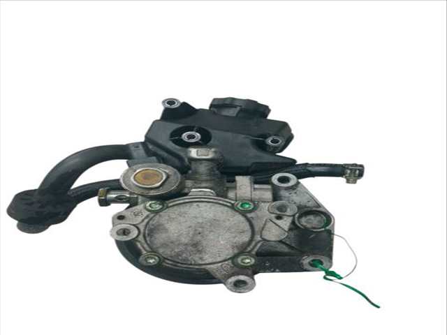 Foto 3ª: Bomba de Direccion Mercedes Clase C 160 CLS 350 219.357) (2004)