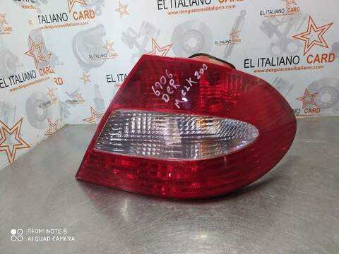 Foto 1ª: Piloto Trasero Derecho Mercedes Clase C 160 200 COMPRESSOR 209.442) 163CV 120KW [M271940] (2003)