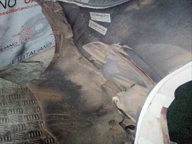 Foto 2ª: Paragolpes Trasero Kia Sportage DRIVE 4X2 136CV 100KW [D4H4] (2014)