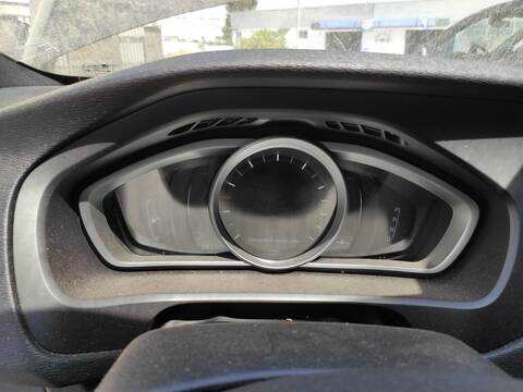 Cuadro de Instrumentos Volvo V40 B4154T2