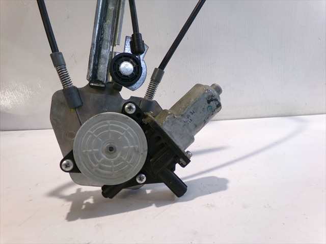 Foto 3ª: Elevalunas Eléctrico Delantero Derecho Honda Crv 2.2 CTDI 2006-2009 [N22A2] (2007)
