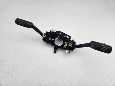 Mando Multifuncion Volkswagen Golf STYLE 115CV