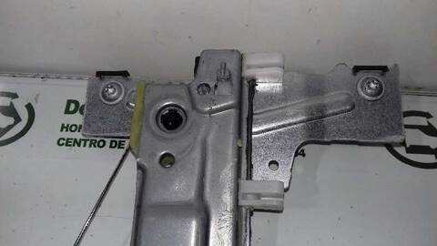 Foto 3ª: Elevalunas Eléctrico Delantero Derecho Peugeot 207 CONFORT 95CV 70KW [8FS] (2009)