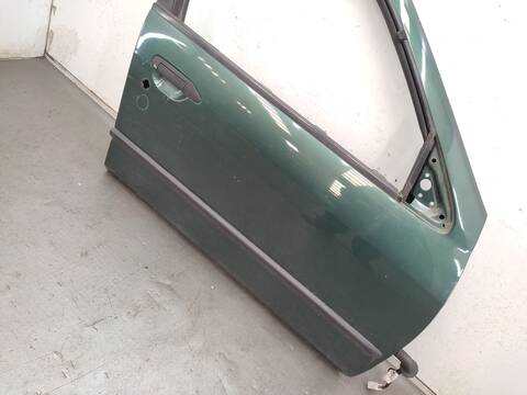 Foto 3ª: Puerta Delantera Derecha Nissan Primera 1.6 16V 106CV 78KW [QG16] (2001)