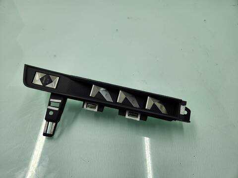 Botonera Elevalunas DS 7 PERFORMANCE LINE 180CV 132KW