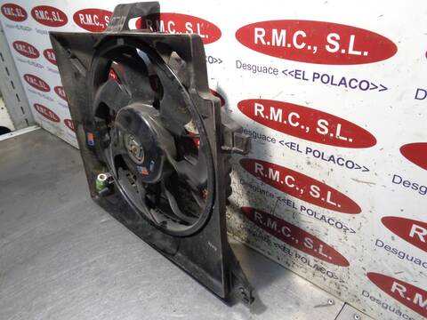 Foto 3ª: Electroventilador Hyundai i30 STYLE 110CV 81KW [D4FB] (2015)