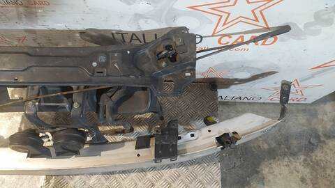 Foto 3ª: Panel Frontal Mercedes Clase C 160 270 CDI 203.016) BERLINA 170CV 125KW [612962] (2001)