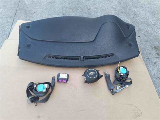Kit Airbag Kia Carens 1.7 BASIC [1.7 LTR. - 85 KW CRDI CAT]
