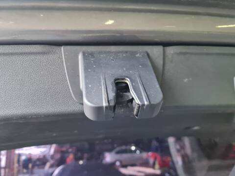 Foto 2ª: Cerradura Maletero Portón Audi A4 30 TDI ADVANCED AVANT 136CV 100KW [DTNB] (2020)