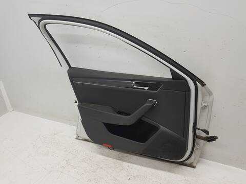 Foto 3ª: Puerta Delantera Izquierda Skoda Superb 2.0 TDI 190CV [DTUA] (2015)