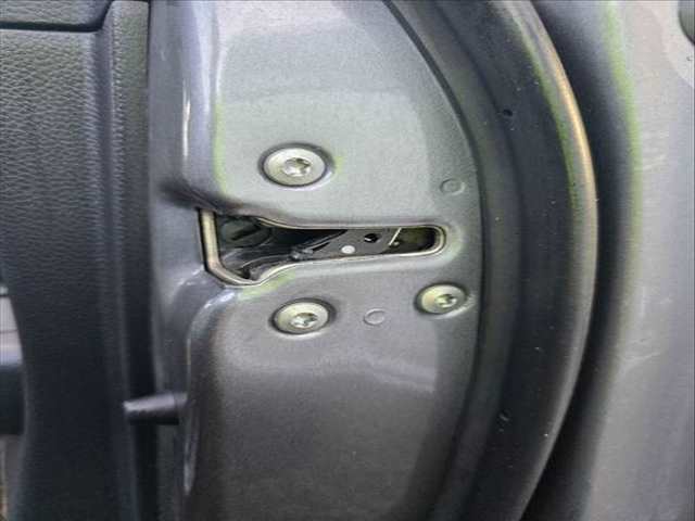 Cerradura Puerta Delantera Derecha Hyundai i40 KLASS BLUE 116CV 85KW