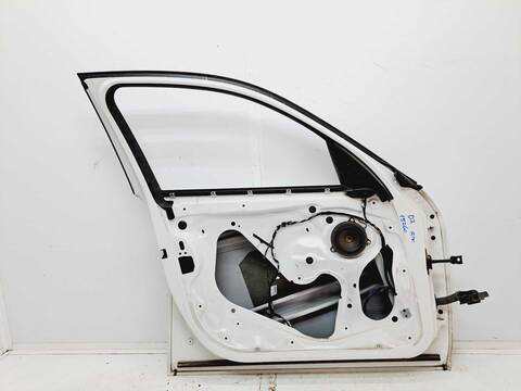 Foto 3ª: Puerta Delantera Izquierda Bmw Serie 1 114 1.5 12V TD 116CV 85KW [B37D15A] (2016)