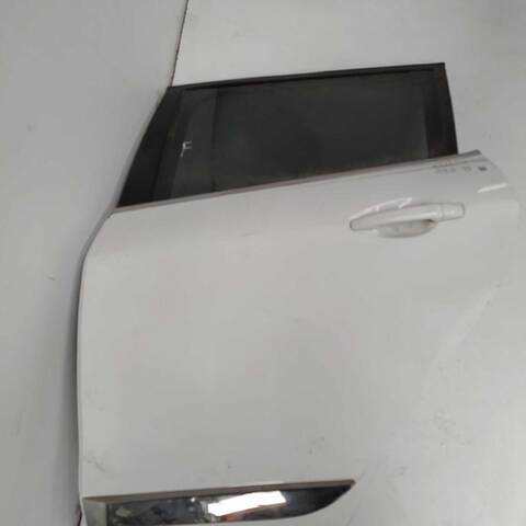 Puerta Trasera Izquierda Peugeot 3008 1.6 BLUEHDI 120 120CV