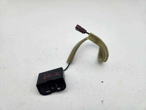 Foto 3ª: Antena Renault Clio 1.5 BLUE DCI 100 B7AD) 101CV 74KW [K9K 876] (2023)