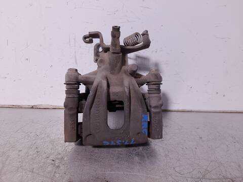Foto 1ª: Pedal Embrague Ford Mondeo AMBIENTE BERLINA 115CV 85KW [HJBC] (2005)