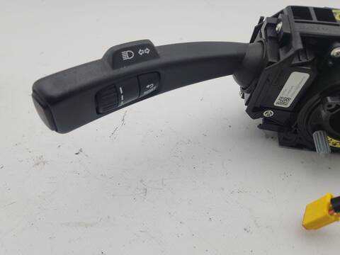 Foto 3ª: Mando Multifuncion Volvo XC 60 KINETIC 2WD 150CV 110KW [D4204T4] (2017)