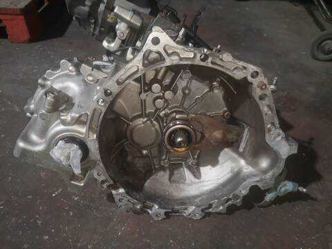 Foto 1ª: Caja Cambios Toyota Yaris 1ND (2007)