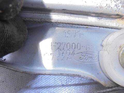 Foto 3ª: Elevalunas Manual Trasero Derecho Ford Mondeo AMBIENTE BERLINA 130CV 96KW [FMBA] (2004)
