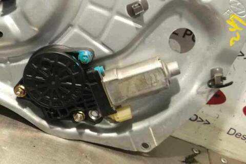 Foto 2ª: Elevalunas Eléctrico Delantero Izquierdo Hyundai Elantra 141CV 104KW [G 4ED] (2005)