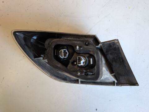 Foto 3ª: Piloto Trasero Derecho Mazda 3 Z6 BERLINA (2006)