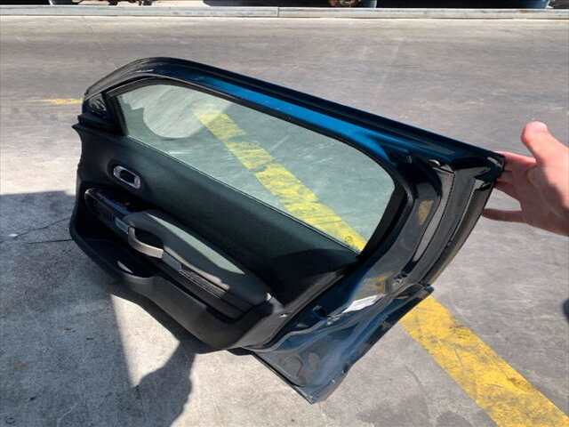 Foto 2ª: Puerta Delantera Derecha Citroen C4 1.2 PURETECH 110CV [HN01] (2018)