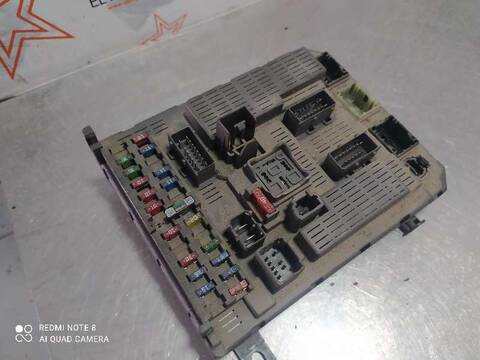 Foto 2ª: Caja Reles Fusibles Citroen C5 2.2 HDI VIVACE BERLINA 133CV 98KW [4HX] (2001)