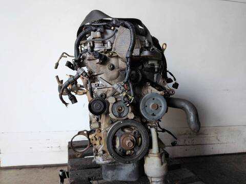 Foto 3ª: Motor Completo Toyota Avensis 2AD BERLINA (2005)