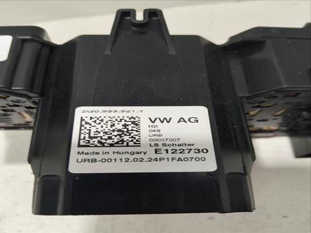 Foto 3ª: Mando Multifuncion Skoda Fabia ACTIVE 1 TSI 95CV (2021)