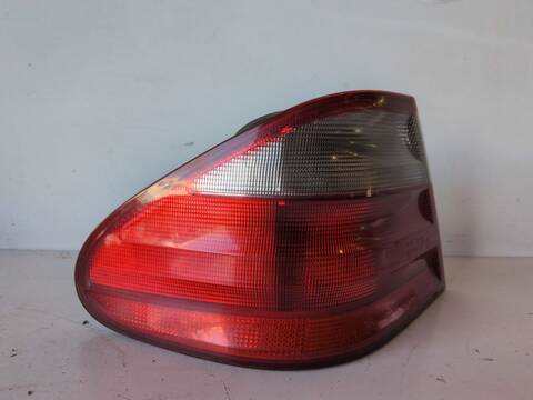 Foto 2ª: Piloto Trasero Izquierdo Mercedes Clase CLK 240 2.6 G 170CV 125KW BM 208) CABRIO 112940 (2000)