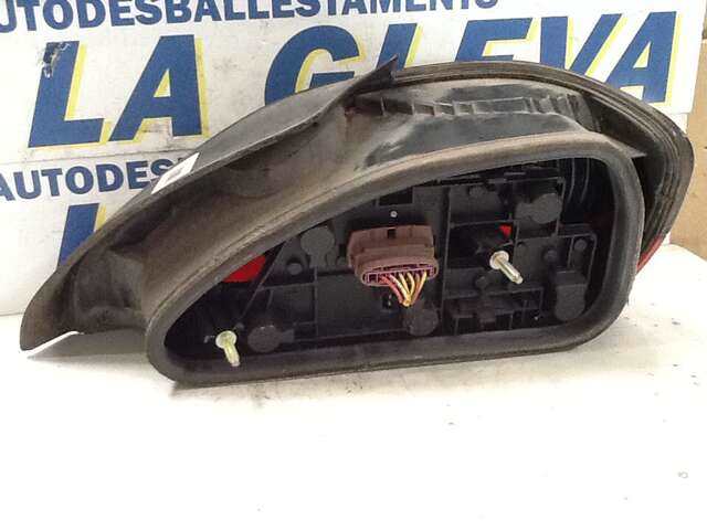 Foto 2ª: Piloto Trasero Izquierdo Peugeot 306 1.6 G 0CV [NFZ] (1999)