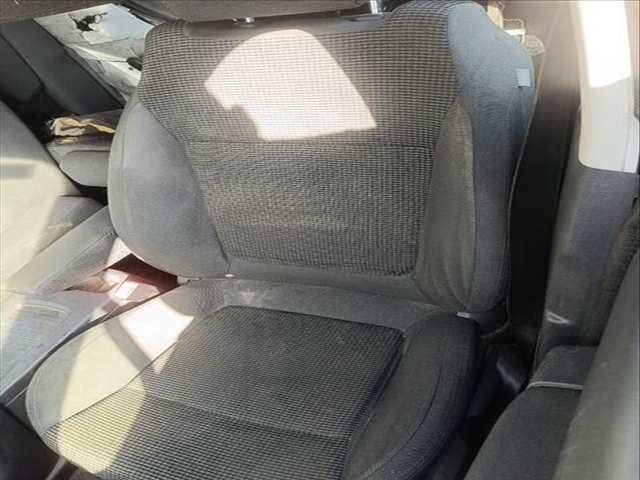 Foto 1ª: Asiento Delantero Izquierdo Peugeot 5008 ACCESS 120CV 88KW (2015)