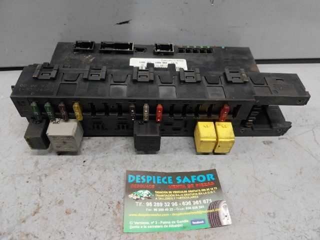 Caja Reles Fusibles Mercedes Clase C 200 1.8 G