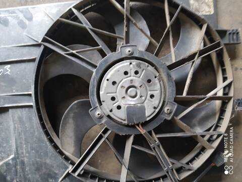 Foto 4ª: Electroventilador Mercedes Clase A 140 140 168.031) 82CV 60KW [166940] (1999)