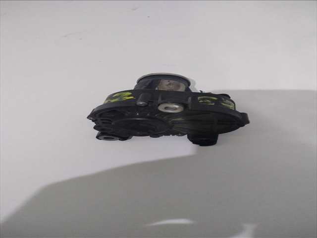 Caja Mariposa Mercedes Clase C 200 2.0 D 8100HGG