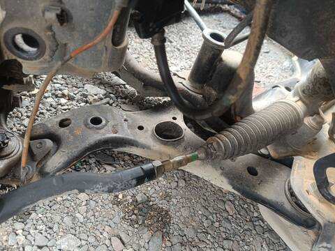 Brazo Suspension Delantero Izquierdo Toyota Prius 2ZRFXE AUT.