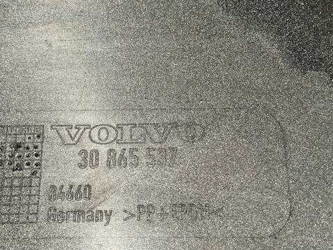 Foto 3ª: Paragolpes Delantero Volvo S40 1.6 CAT BERLINA 109CV 80KW [B4164S2] (2003)