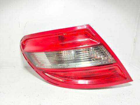 Piloto Trasero Izquierdo Mercedes Clase C 160 C 180 KOMPRESSOR 204.046) 156CV